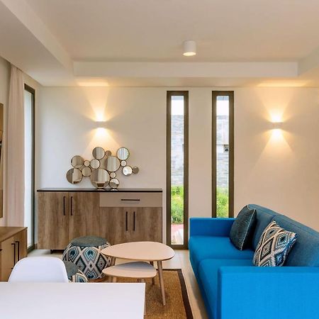 Radisson Blu Residences Al-Ḥoseyma Esterno foto