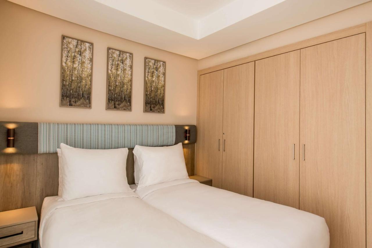 Radisson Blu Residences Al-Ḥoseyma Esterno foto