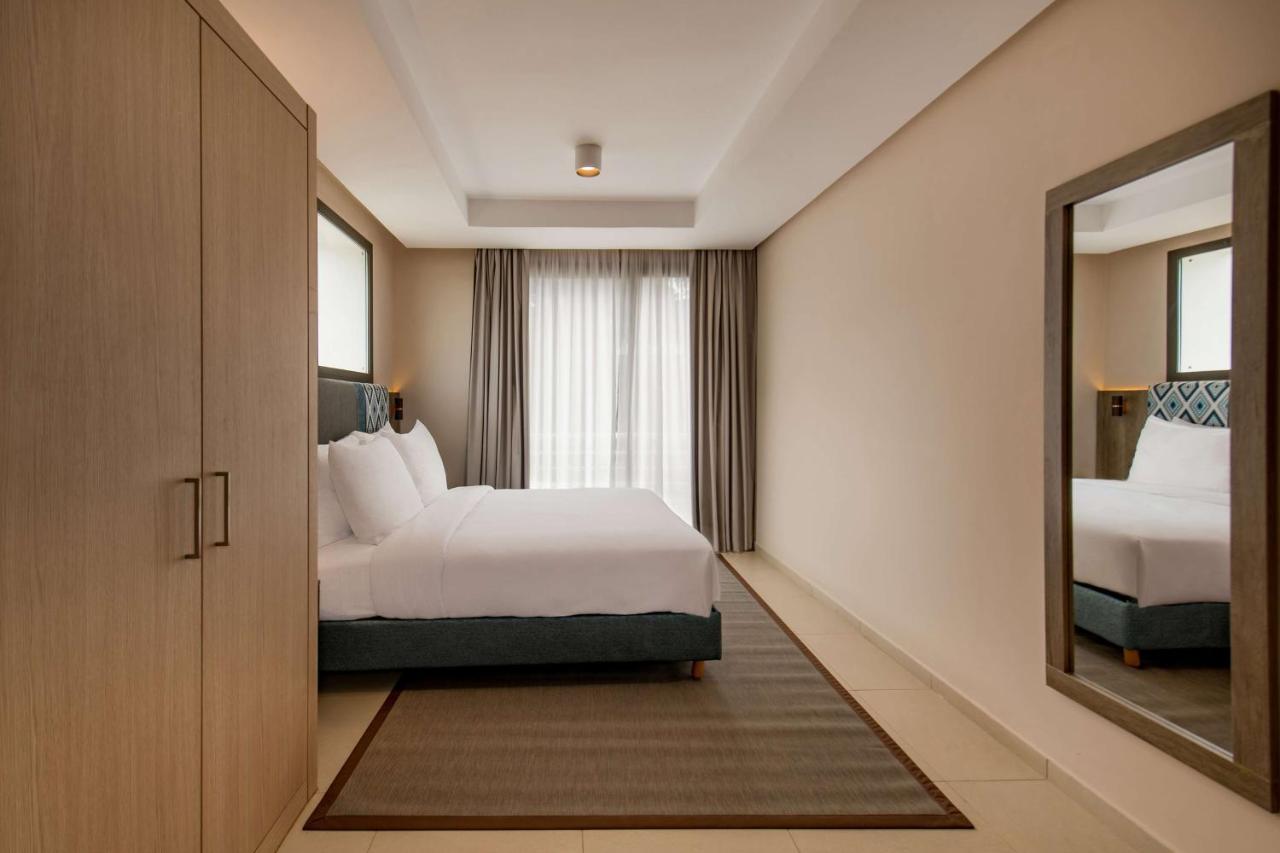 Radisson Blu Residences Al-Ḥoseyma Esterno foto