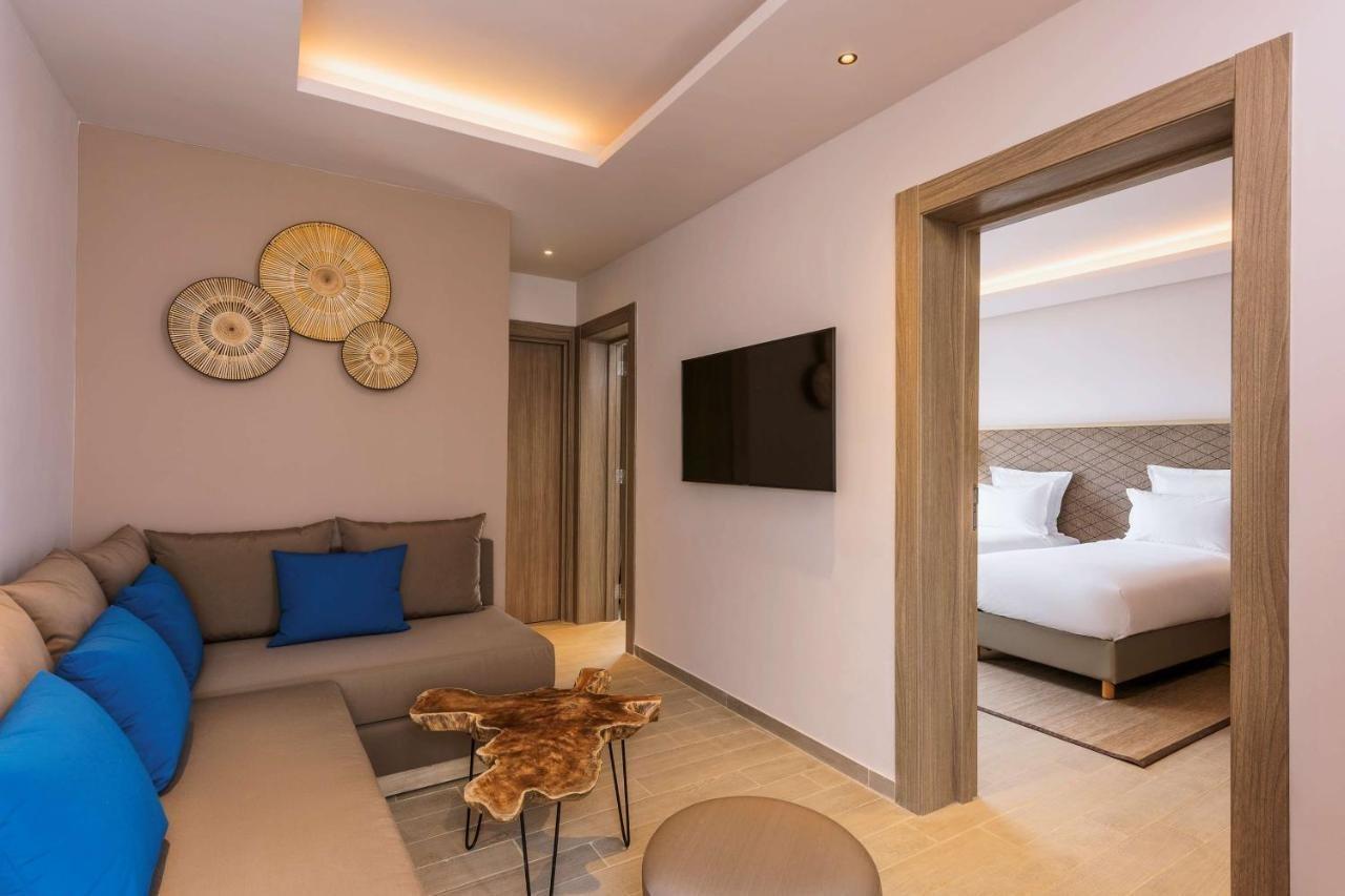 Radisson Blu Residences Al-Ḥoseyma Esterno foto